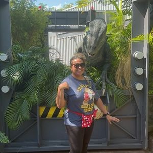 Meet your Posher, Posh